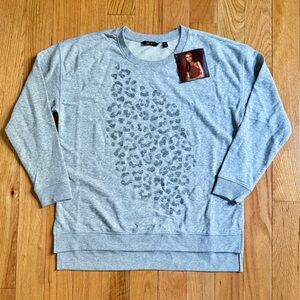 IMAN Light Gray Men's Crewneck Sweater with Leopard Design